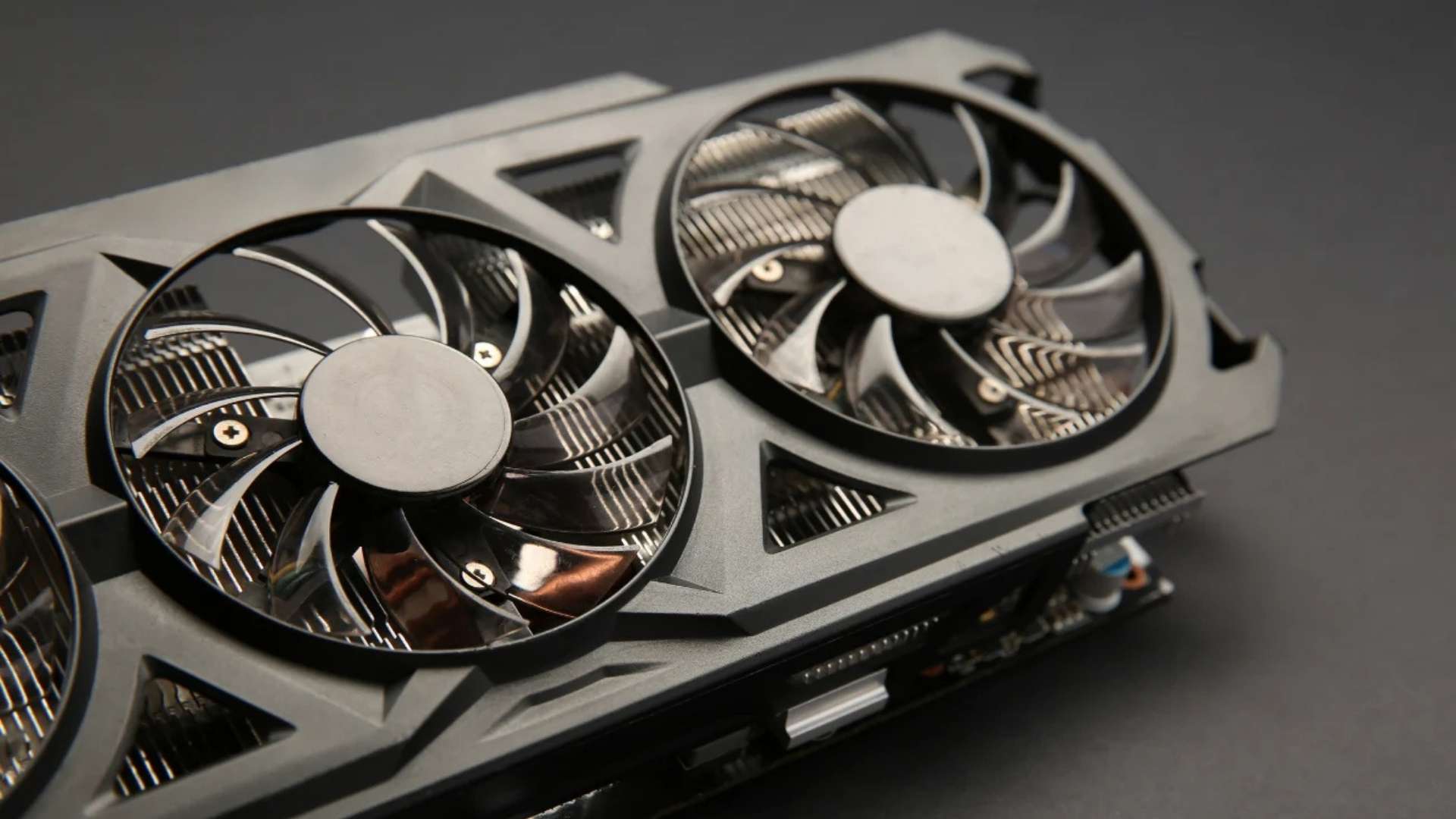 GPU vs CPU: Key Differences and Which One to Choose for AI